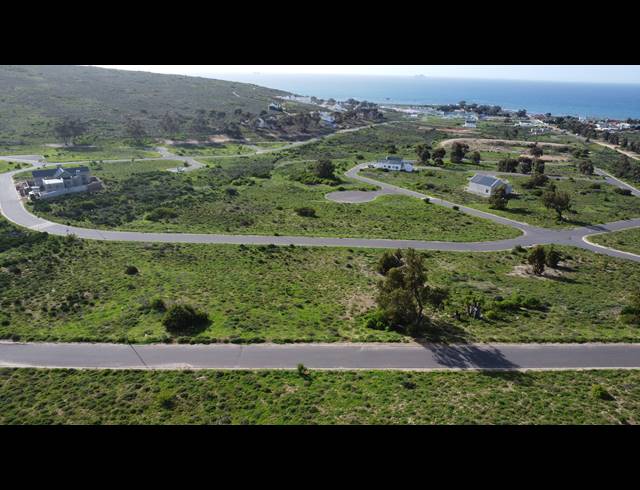 300M² VACANT LAND FOR SALE IN ST HELENA VIEWS